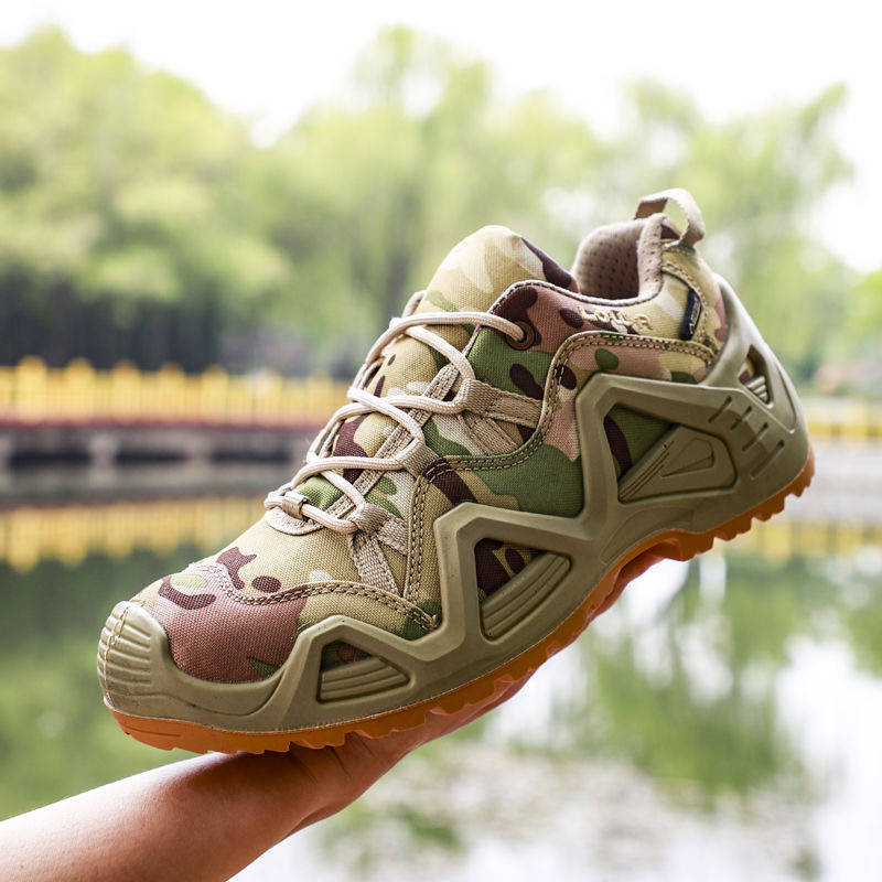 Low-cut desert combat boots, new snow tactical boots, outdoor Martin boots, hiking boots, non-slip boots, labor protection shoes